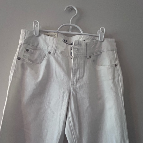 TOMMY HILFIGER • Off White Bootcut Jeans • 6 • - Picture 3 of 7